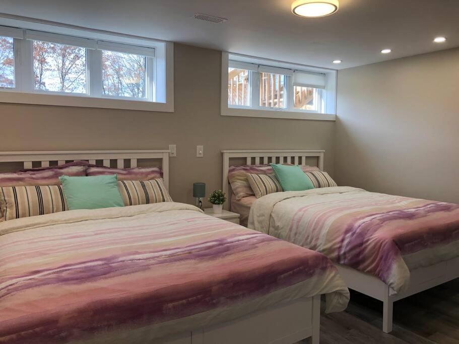 Entire Basement With 3 Bedrooms Ниагара-Фолс Экстерьер фото